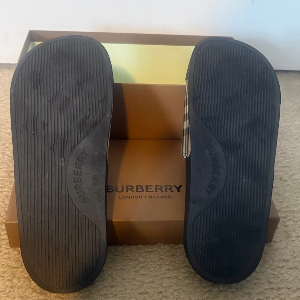 Burberry Beige and Black Check Slides - Picture 3 of 5